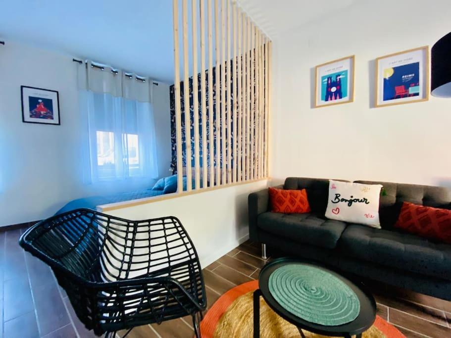 Studio D'Hotes Avec Piscine « Le Clos N°6 » Cormicy Экстерьер фото